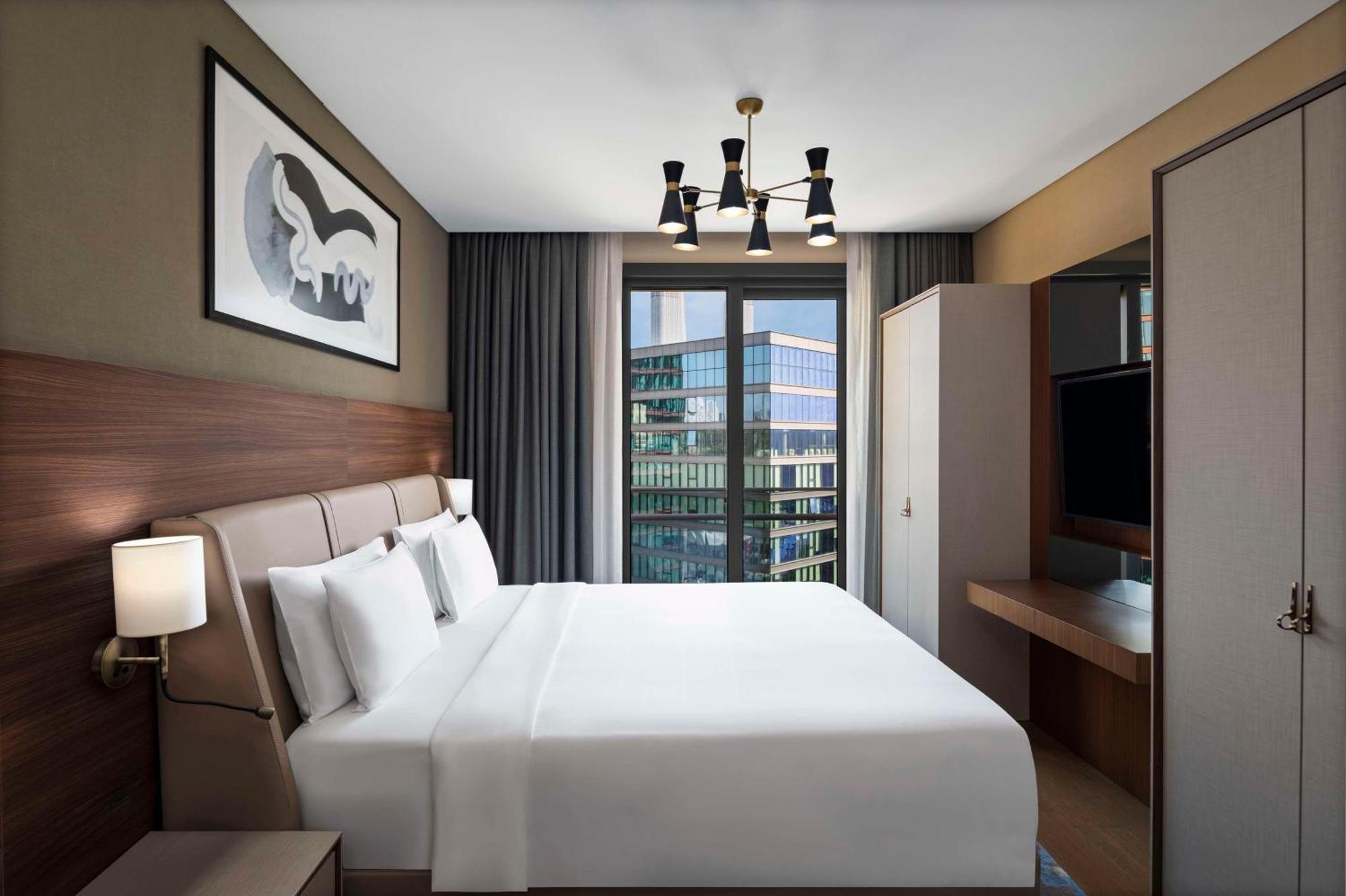 Hotel Radisson Residences Vadistanbul 5*