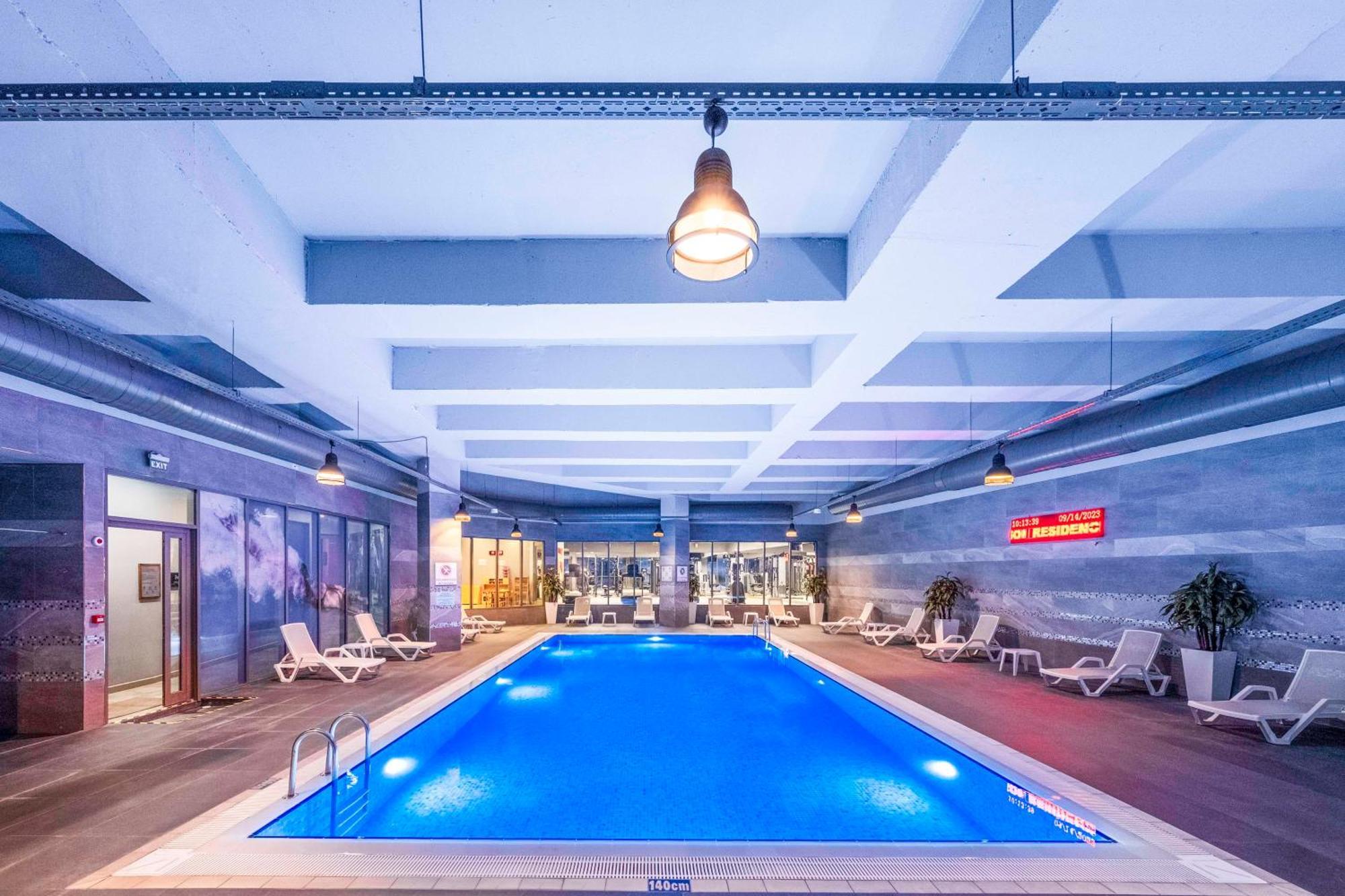 Radisson Residences Vadistanbul 5*